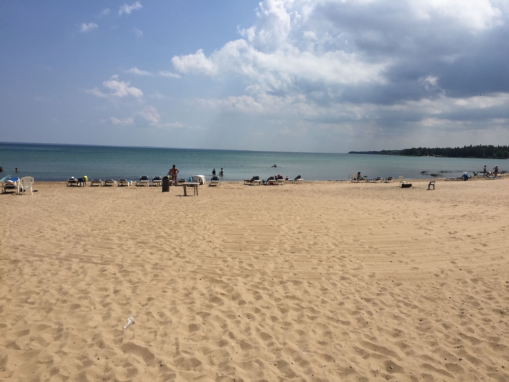 Fairview Beachfront Inn &amp; Waterpark 13/14
