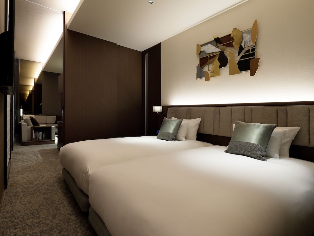 The Celestine Ginza 23/68