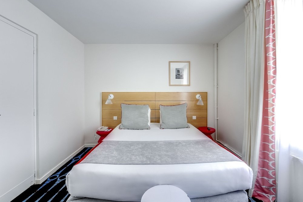 2 ROOMS, FAMILY