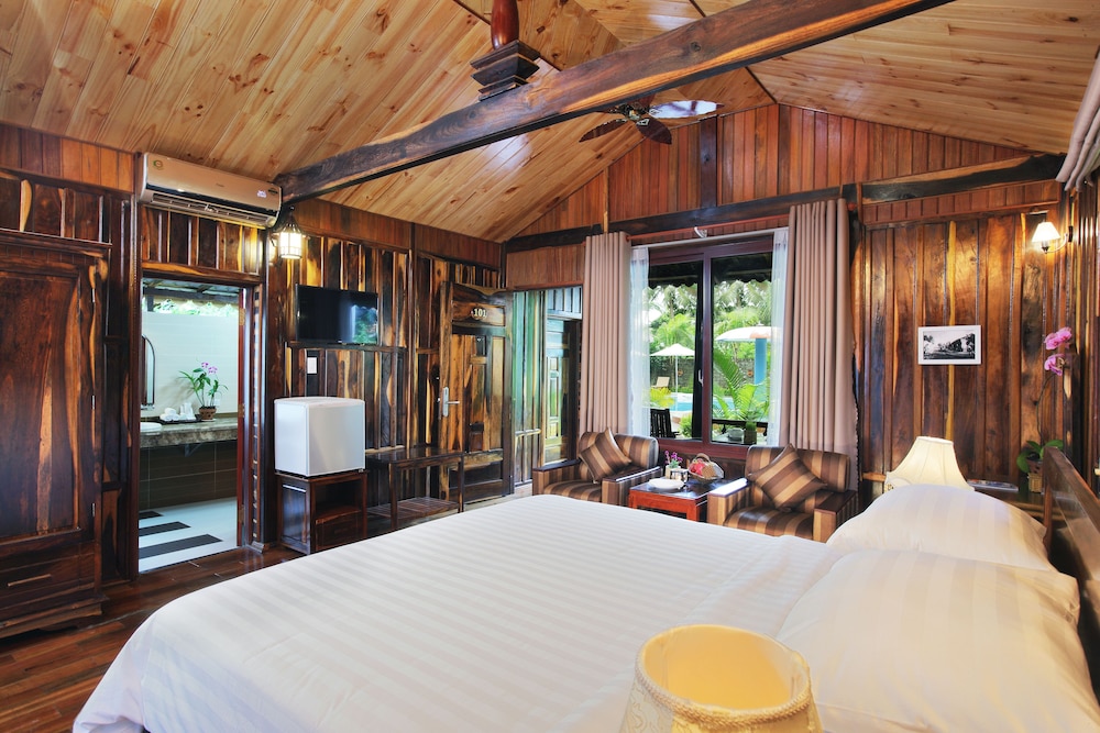 Elwood Premier Resort Phu Quoc 6/30