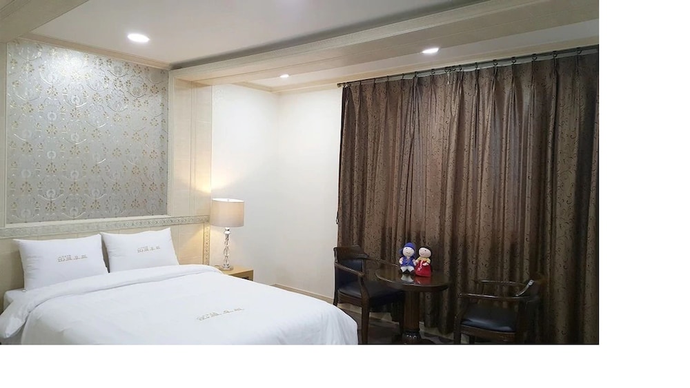 HOTEL PARKWOOD INCHEON AIRPORT 31/70