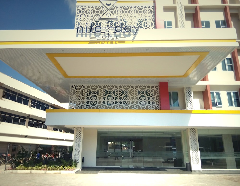 Nite And Day Batam Jodoh Square 3/38