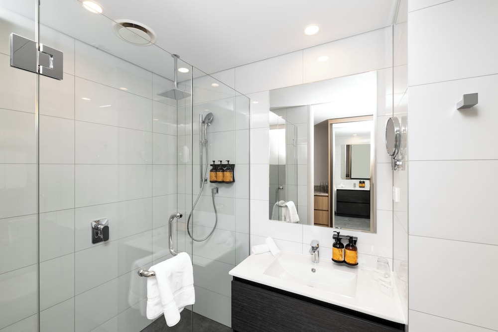 Hotel Grand Chancellor Auckland 56/58