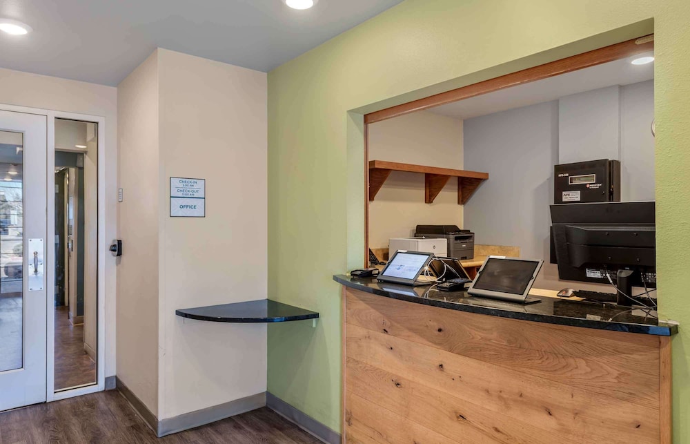 科罗拉多泉机场伍德斯普林斯套房酒店(Extended Stay America Select Suites - Colorado Springs - Airport) 图片3