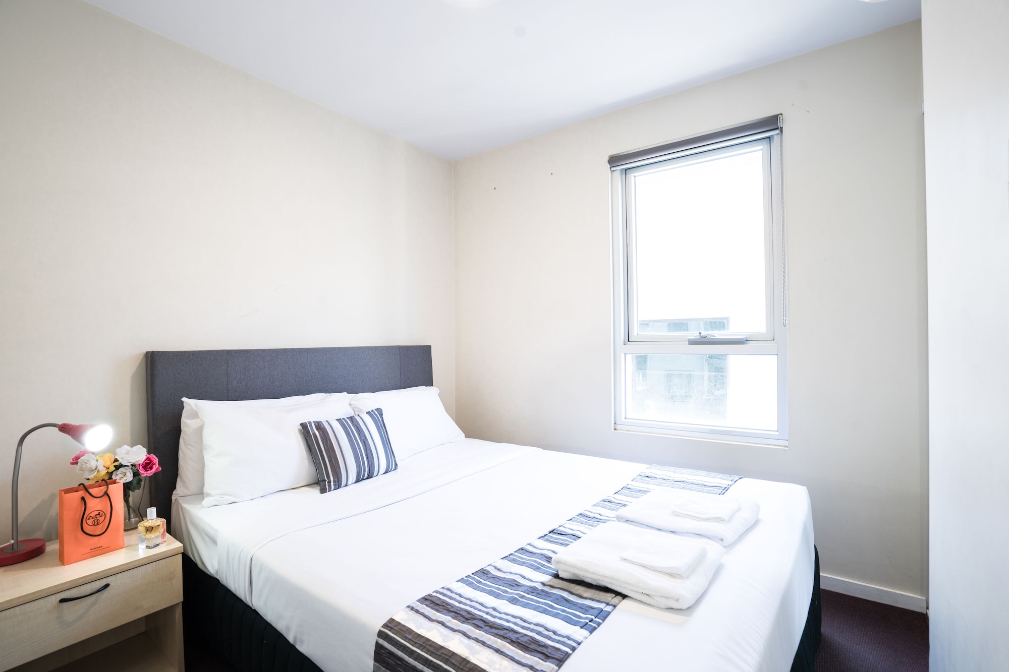 Deluxe One Bedroom Apartment
