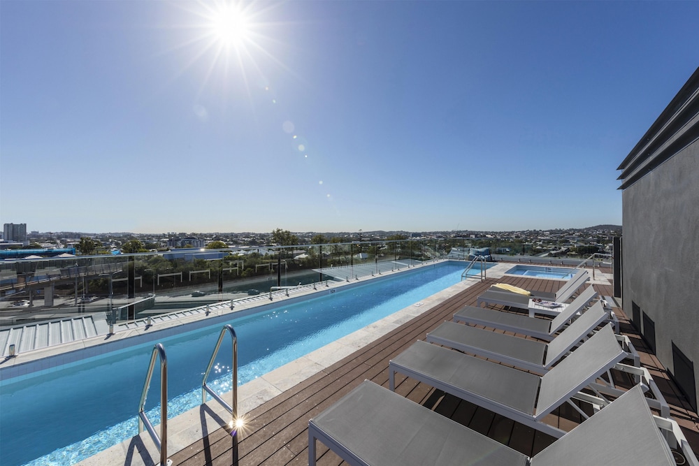 Oaks Brisbane Woolloongabba Suites 15/73