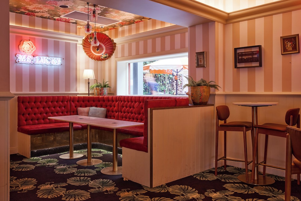 The Lucky Hotel 47/61
