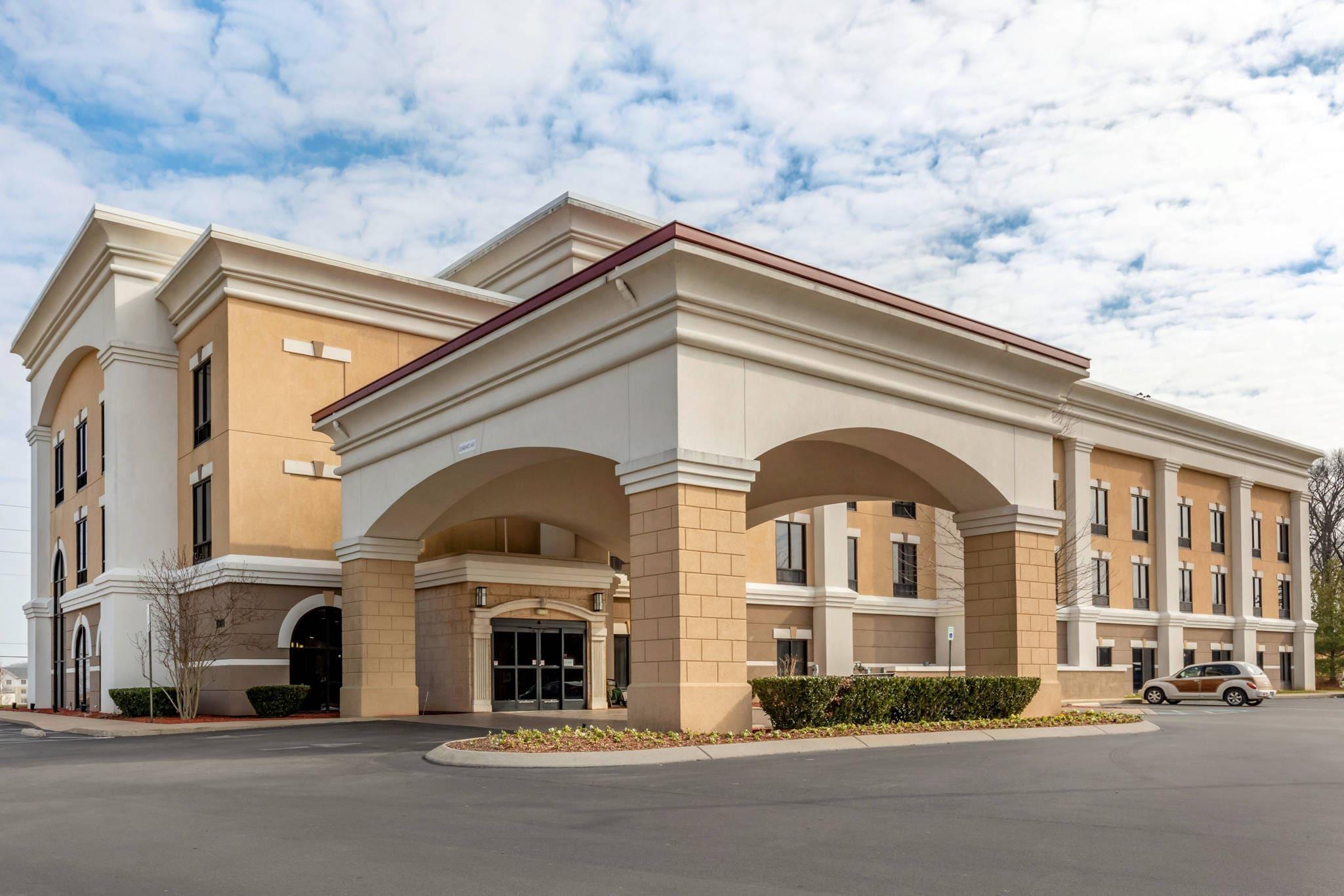 Comfort Suites Smyrna - Nashville Area 1/26