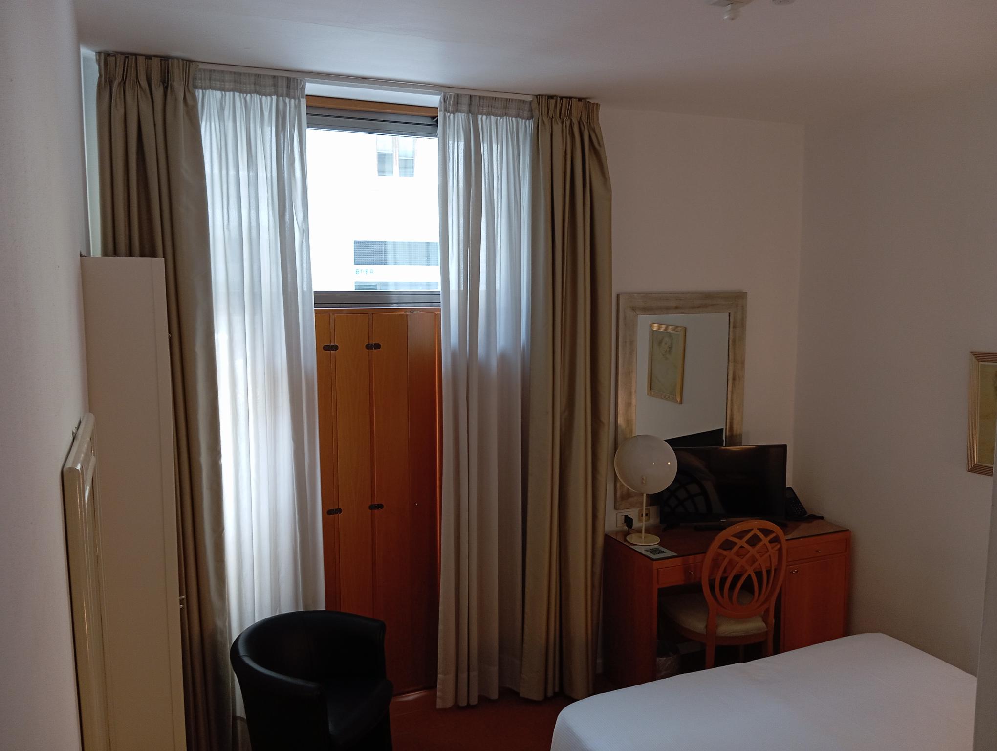 Room, Double Bed, Ground Floor, Palazzo Ognissanti 4/4