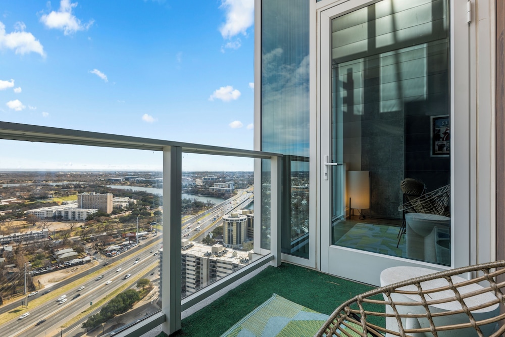Austin Condo Hotel 21/49