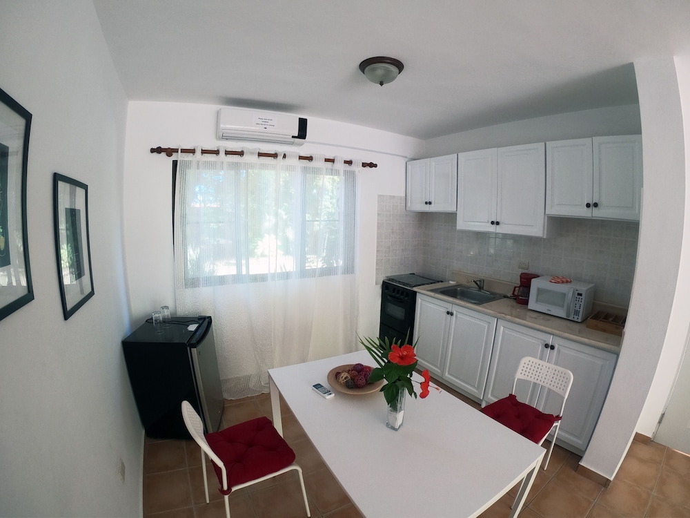 Coral Blanco Hotel 43/73