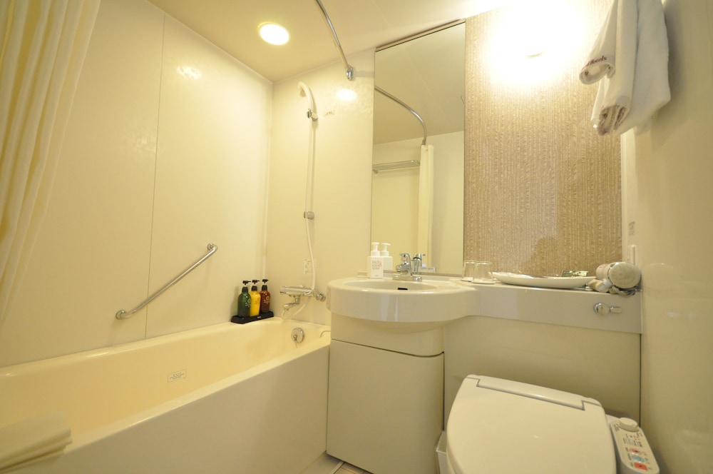 Richmond Hotel Kumamoto Shinshigai 48/50