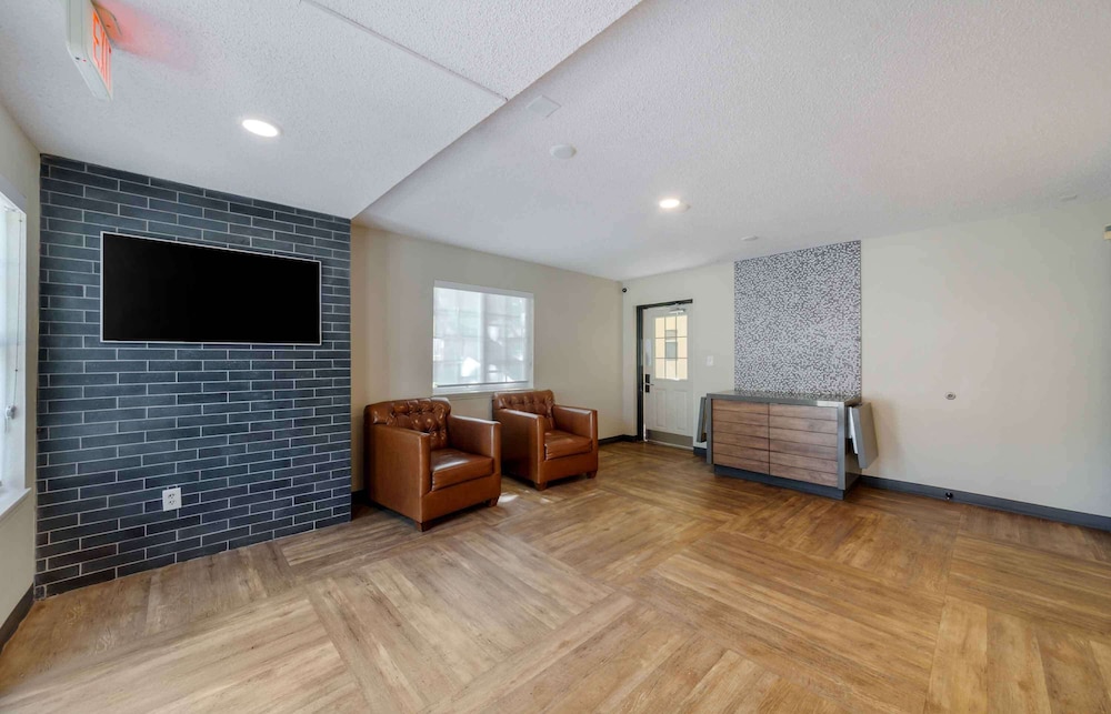 Extended Stay America Suites Miami Airport Doral 25/39