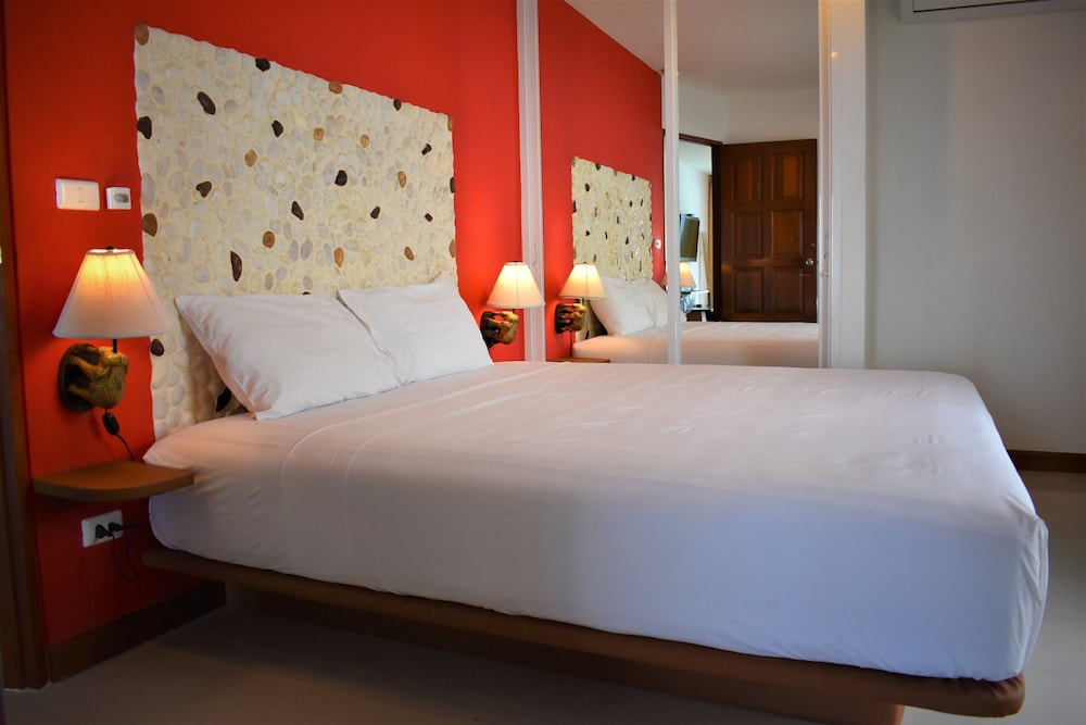 Mountain Sea View Luxury Apartments 23/72