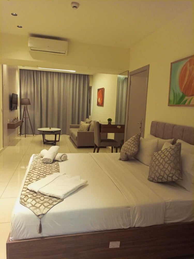 Bella Rosa Hotel 22/31