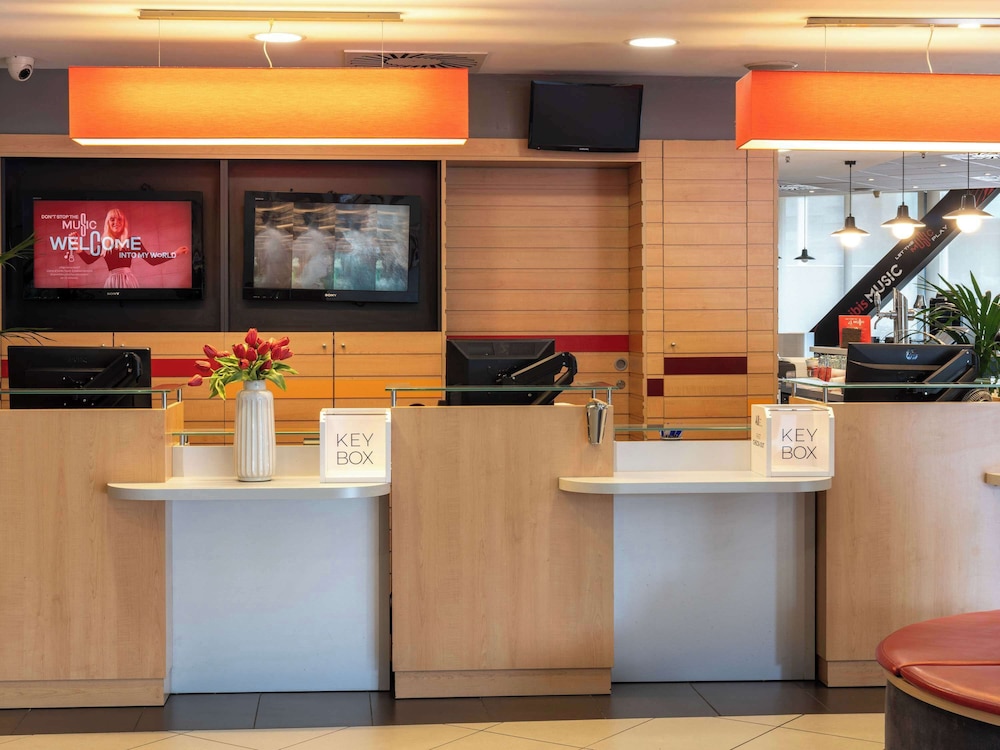 lobby