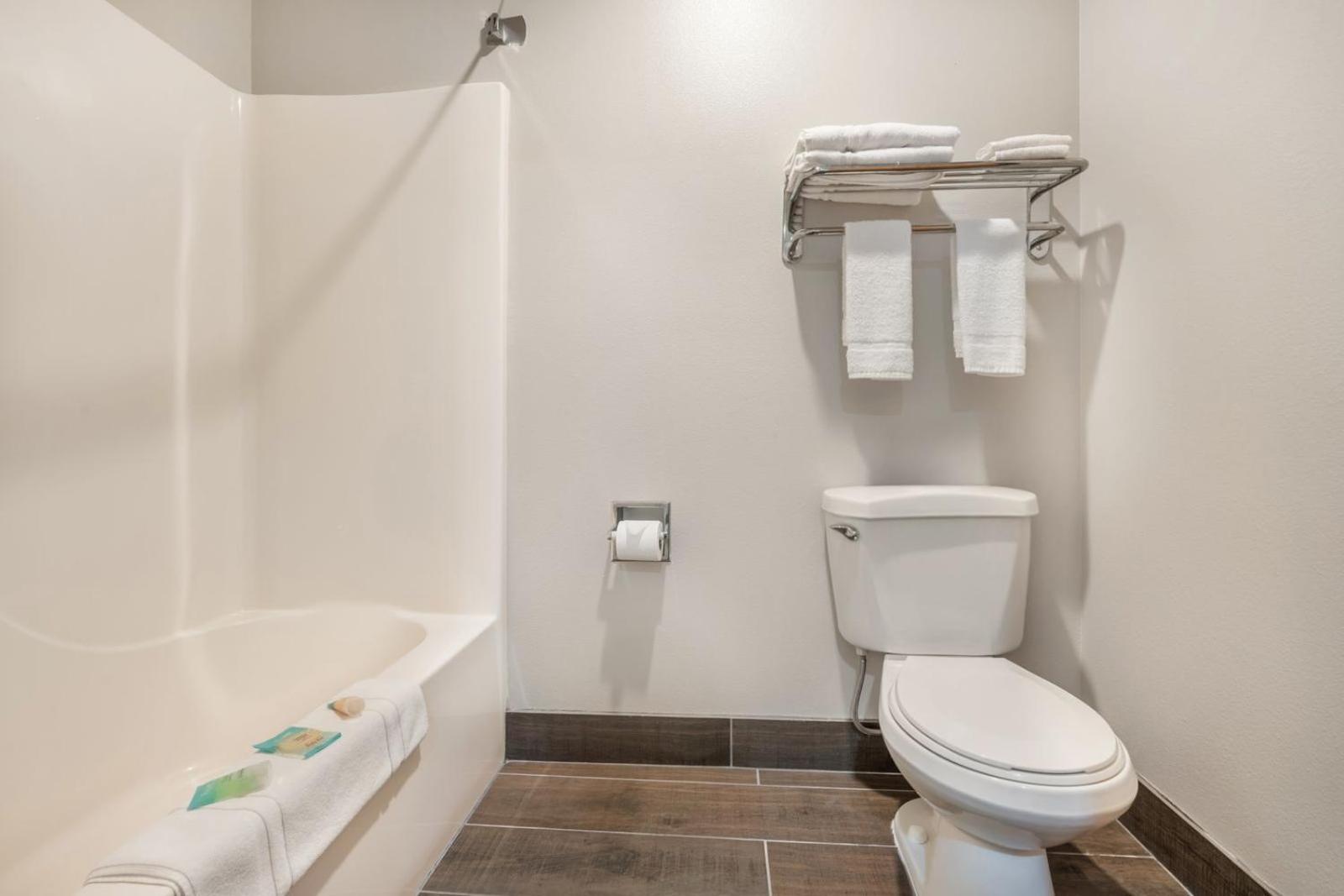 Colstrip Inn and Suites 39/44