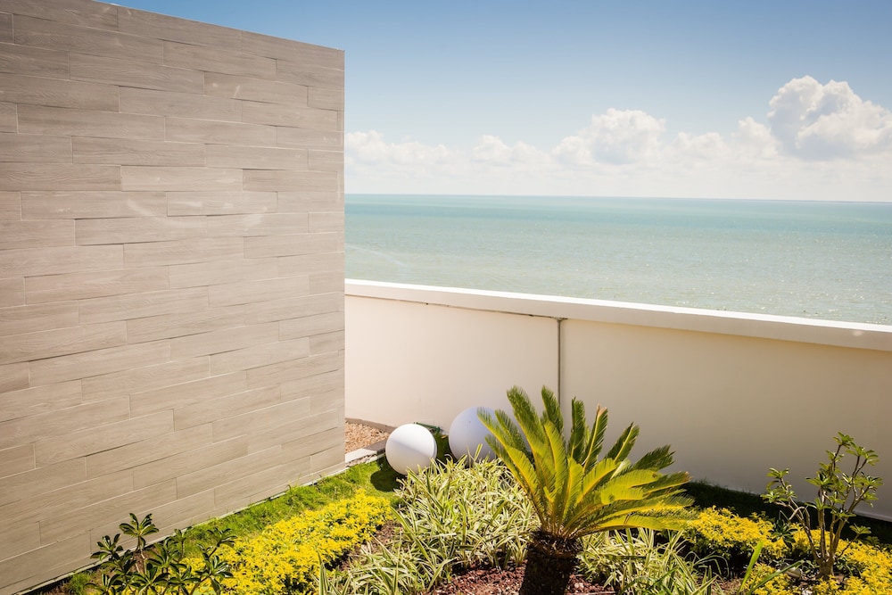 Fiesta Inn and Loft Ciudad del Carmen 48/50