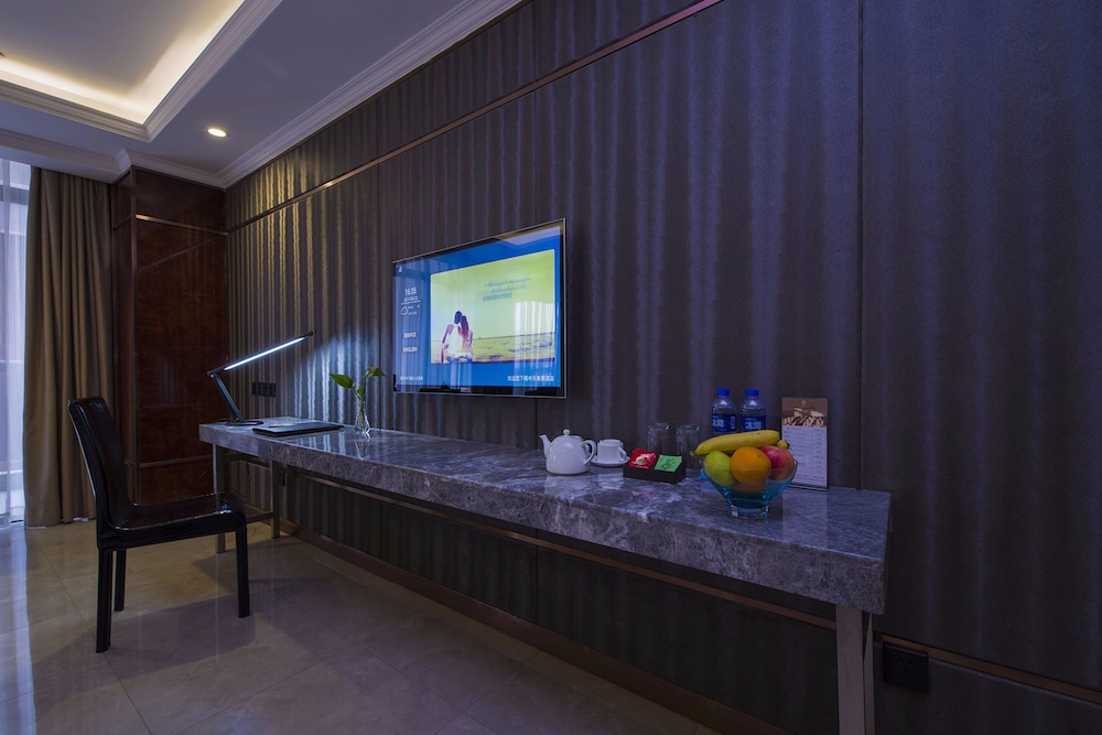 Zhong Tian Mayfair Hotel 52/56