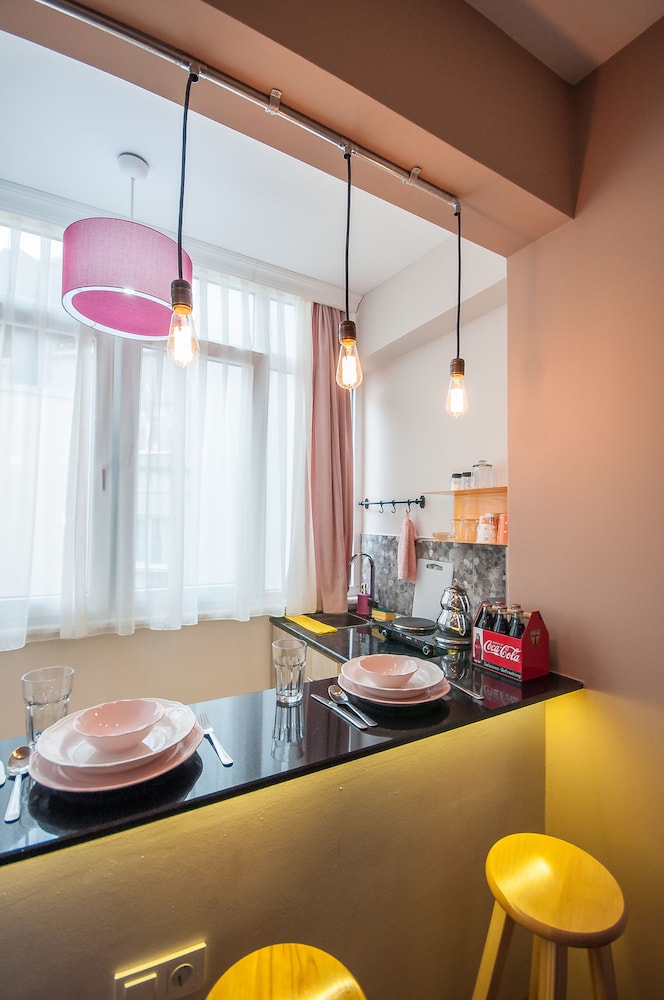 Newway Apartments 33/47