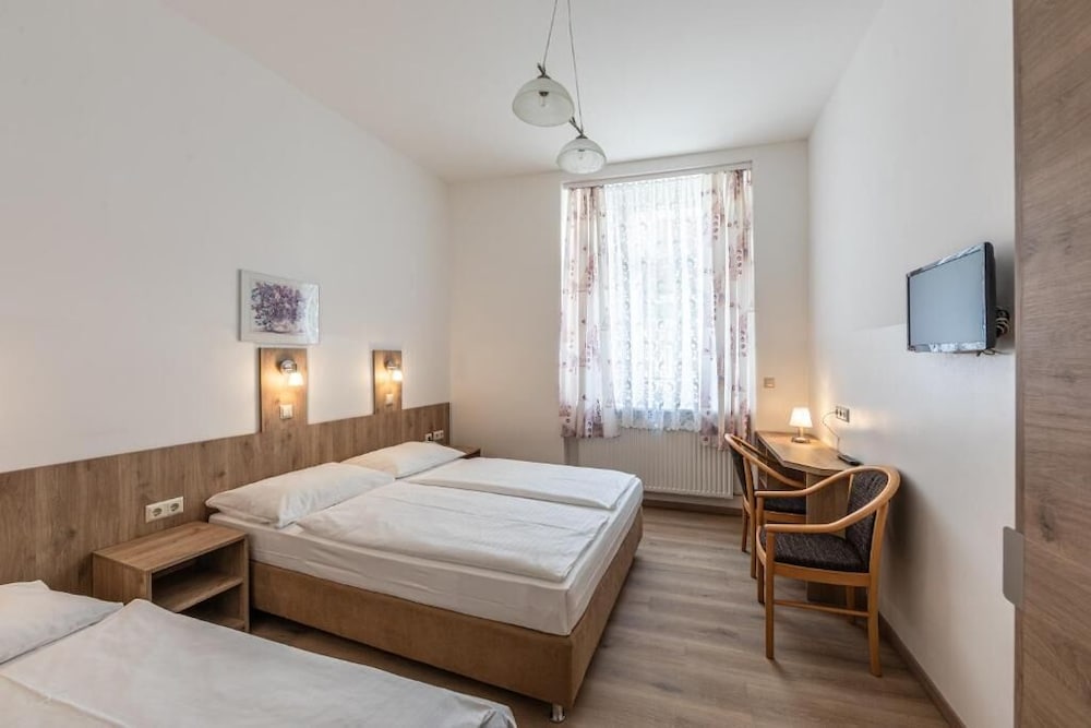 Terminus Hotel 29/50