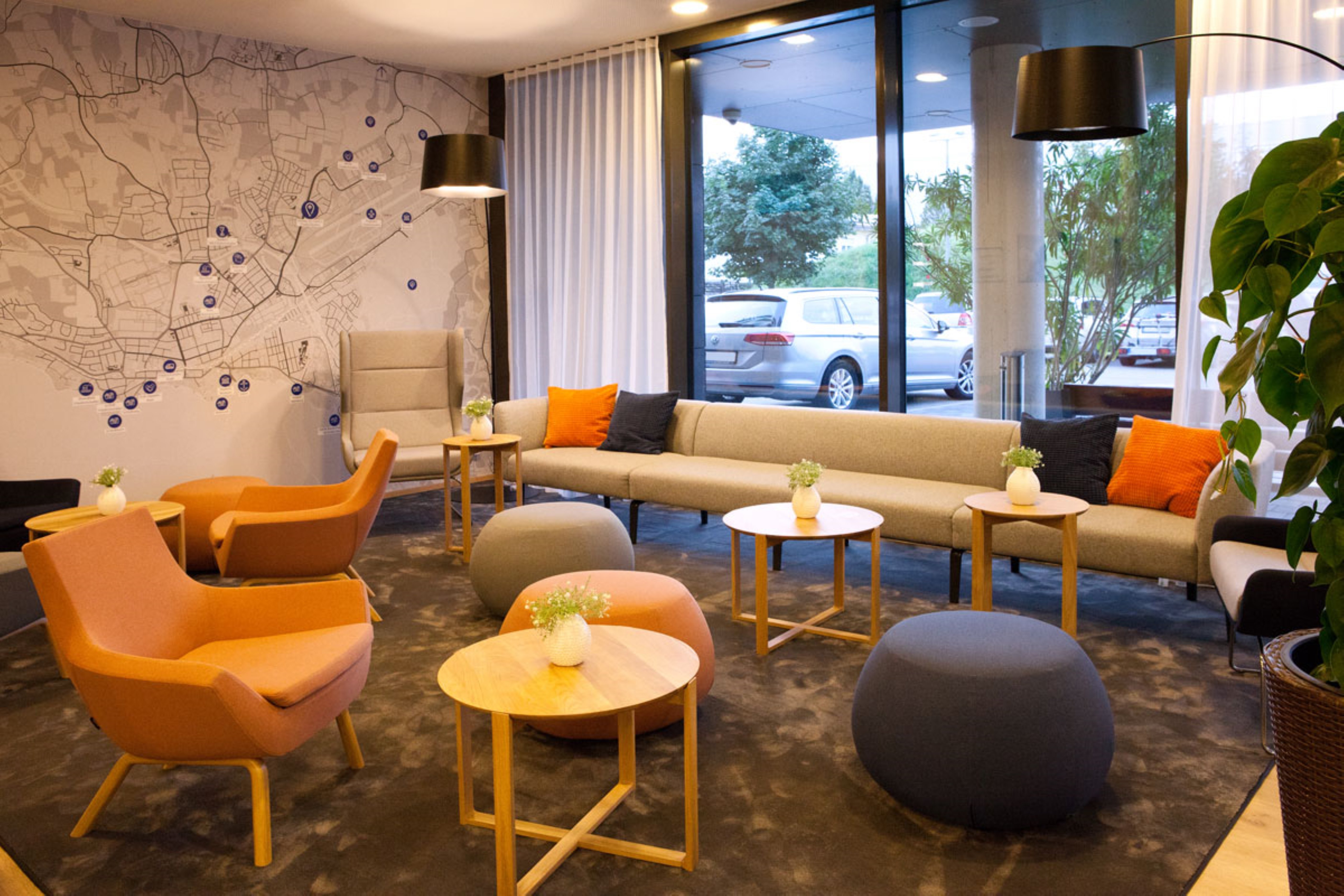 Holiday Inn Express Friedrichshafen 44/76