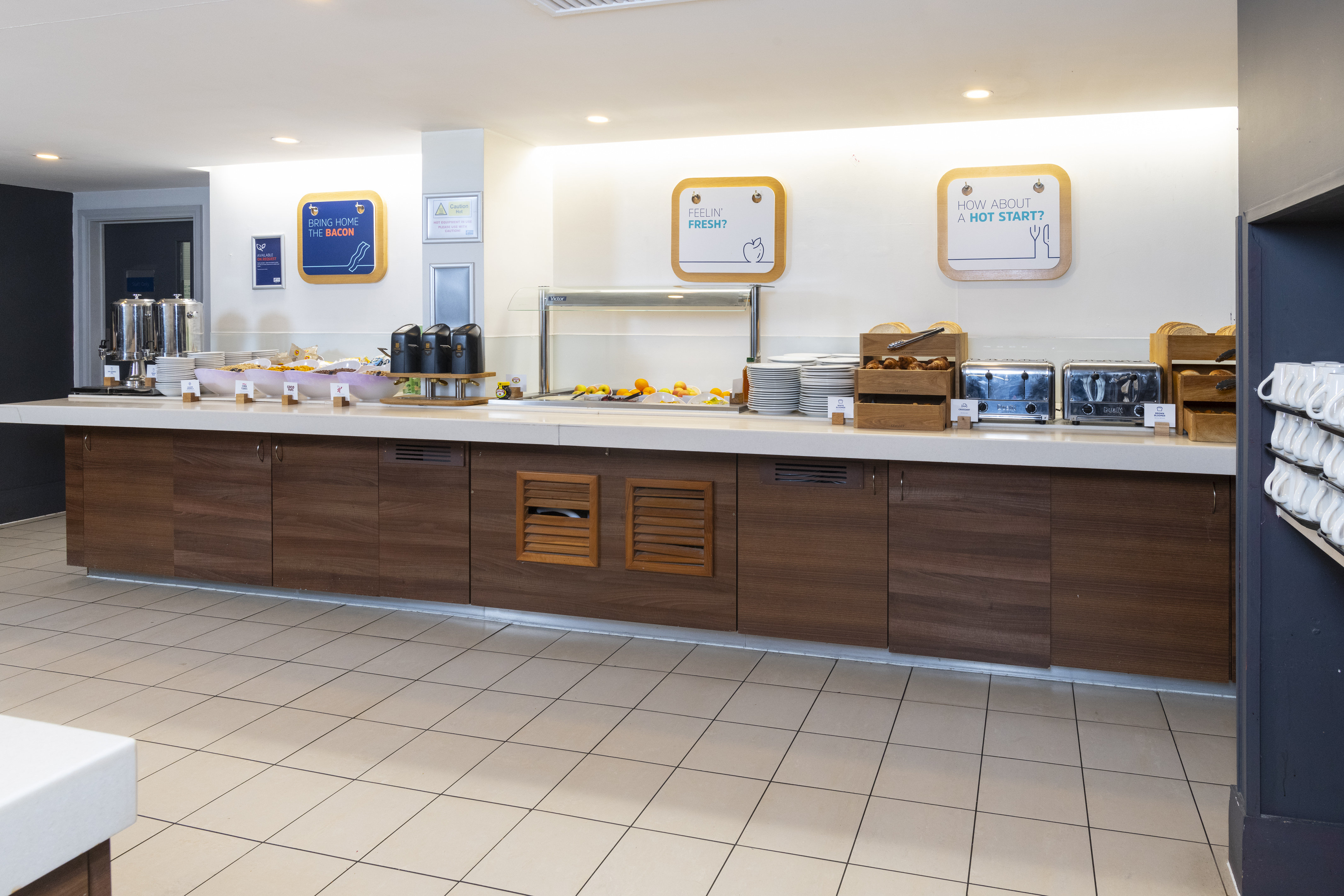 Holiday Inn Express Milton Keynes 3/46