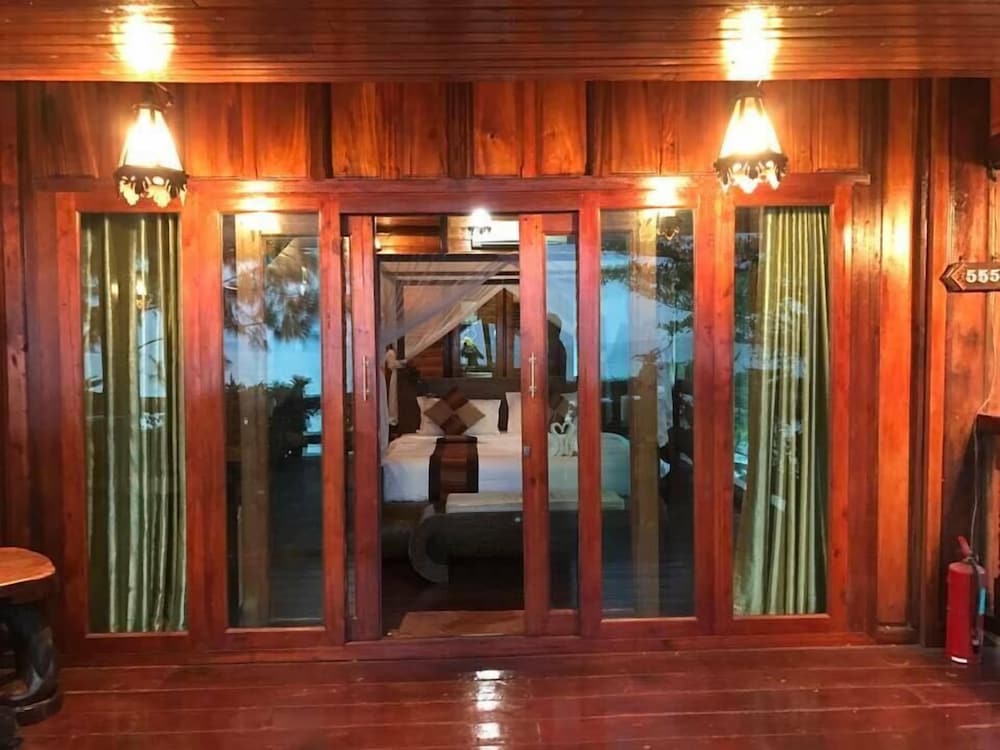 Anda Resort Koh Lipe 34/50