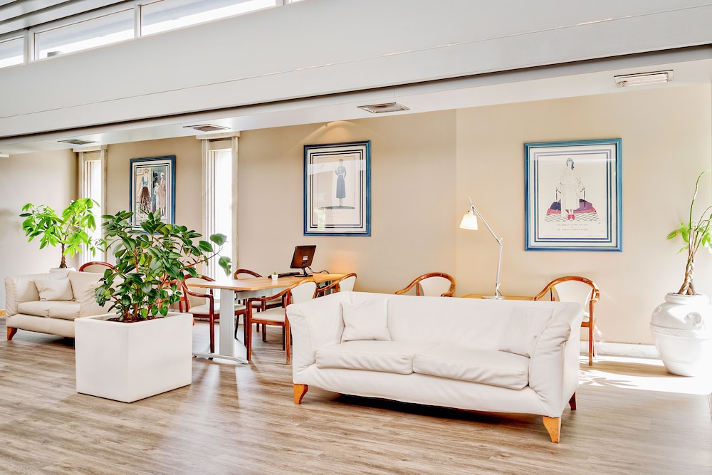 Italiana Hotels Florence 53/71