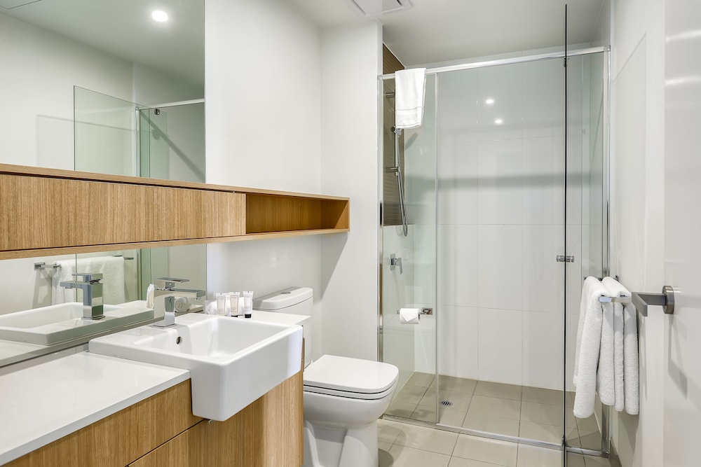 Vine Serviced Apartments 34/36