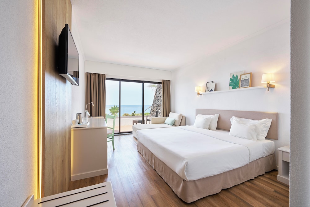 Superior, King Bed, Sea View