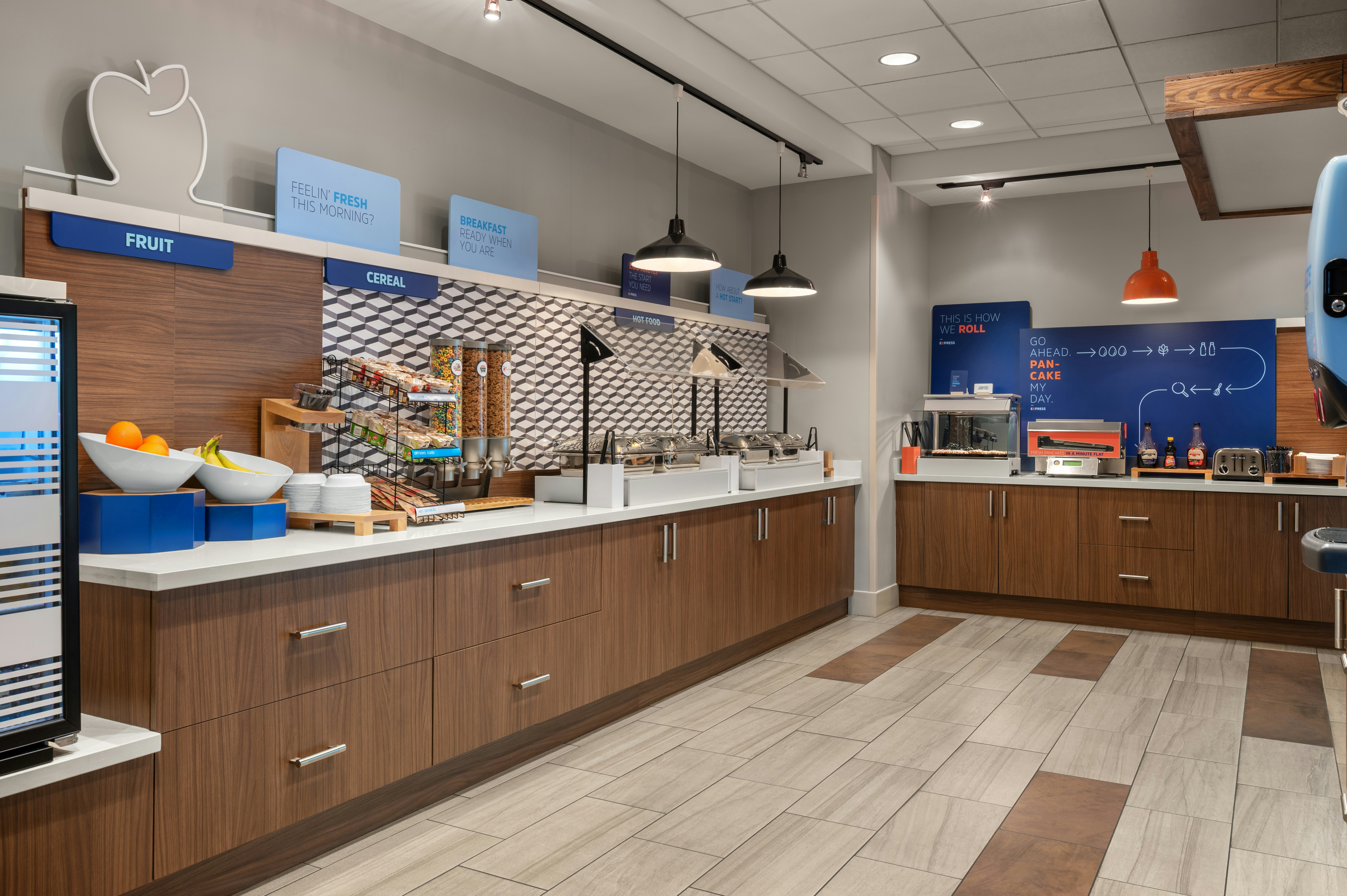 Holiday Inn Express & Suites Queensbury - Lake George Area 17/71