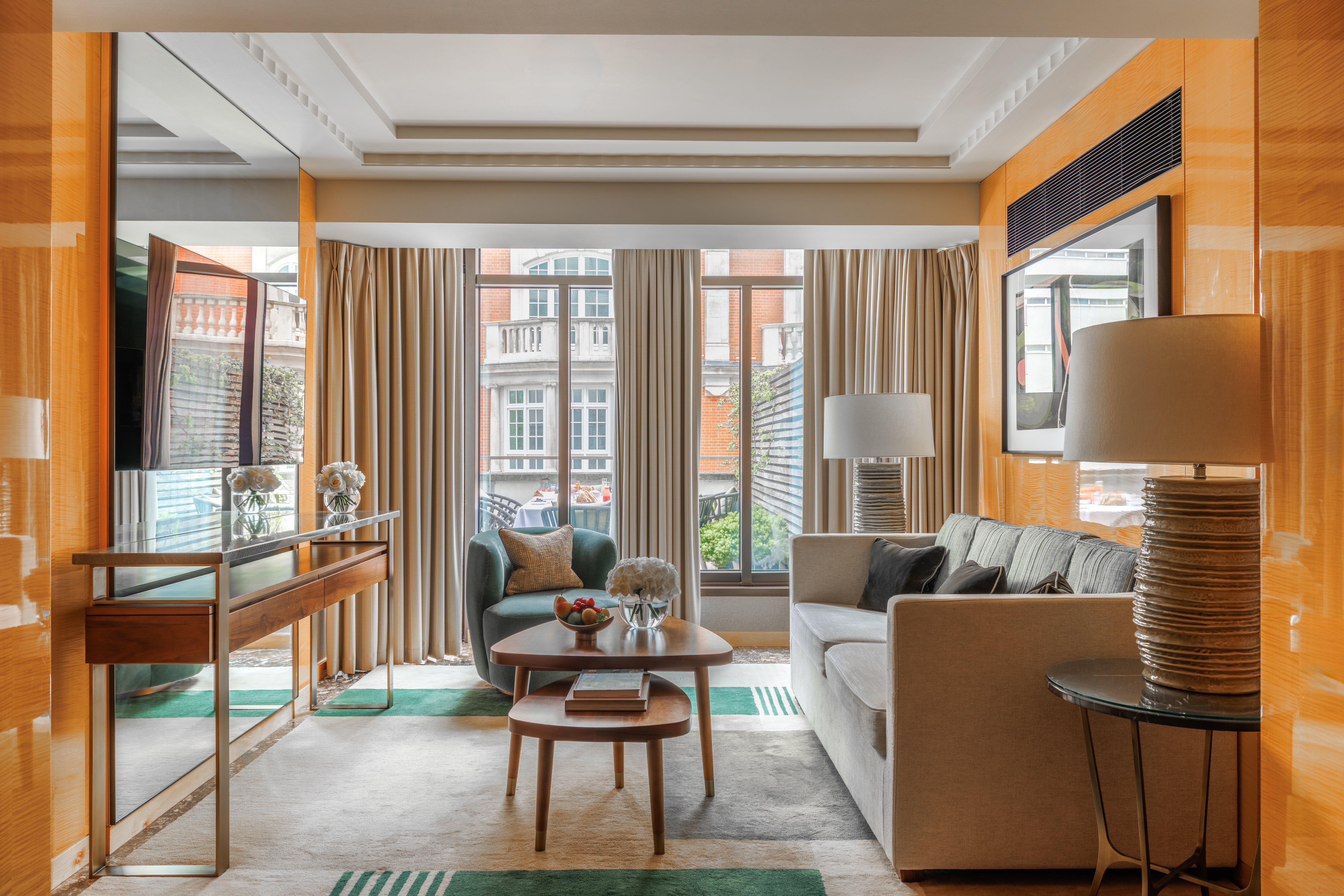 Four Seasons Hotel London at Park Lane 32/50