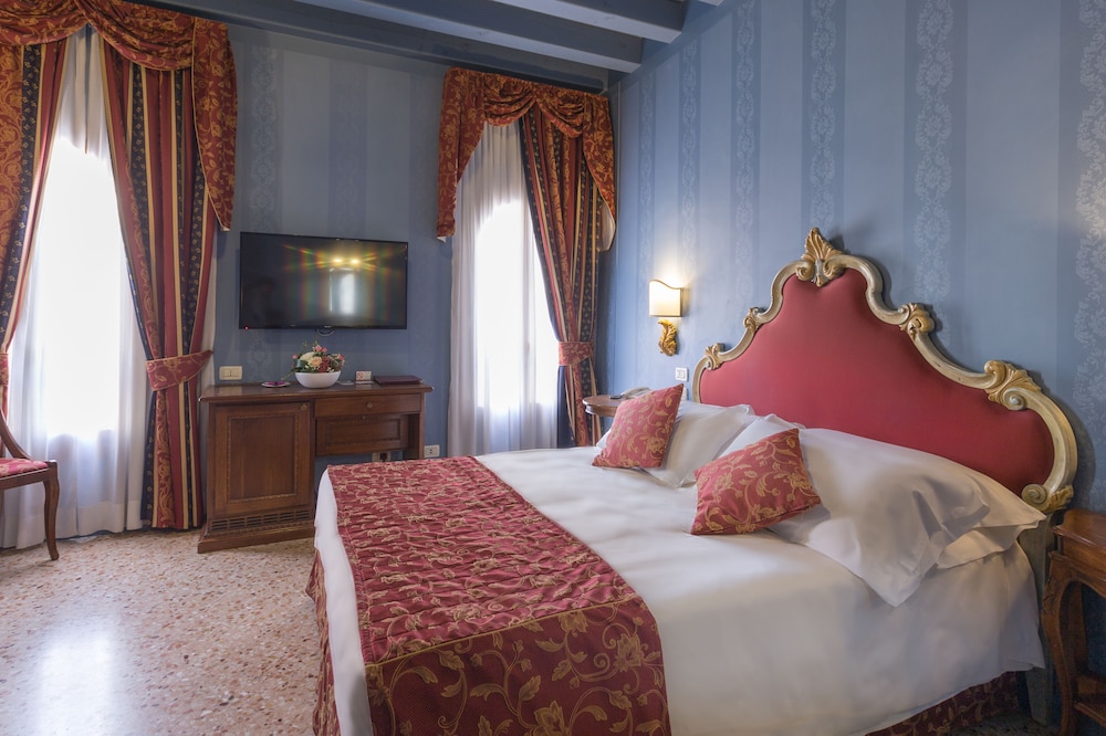 STANDARD, DOUBLE BED