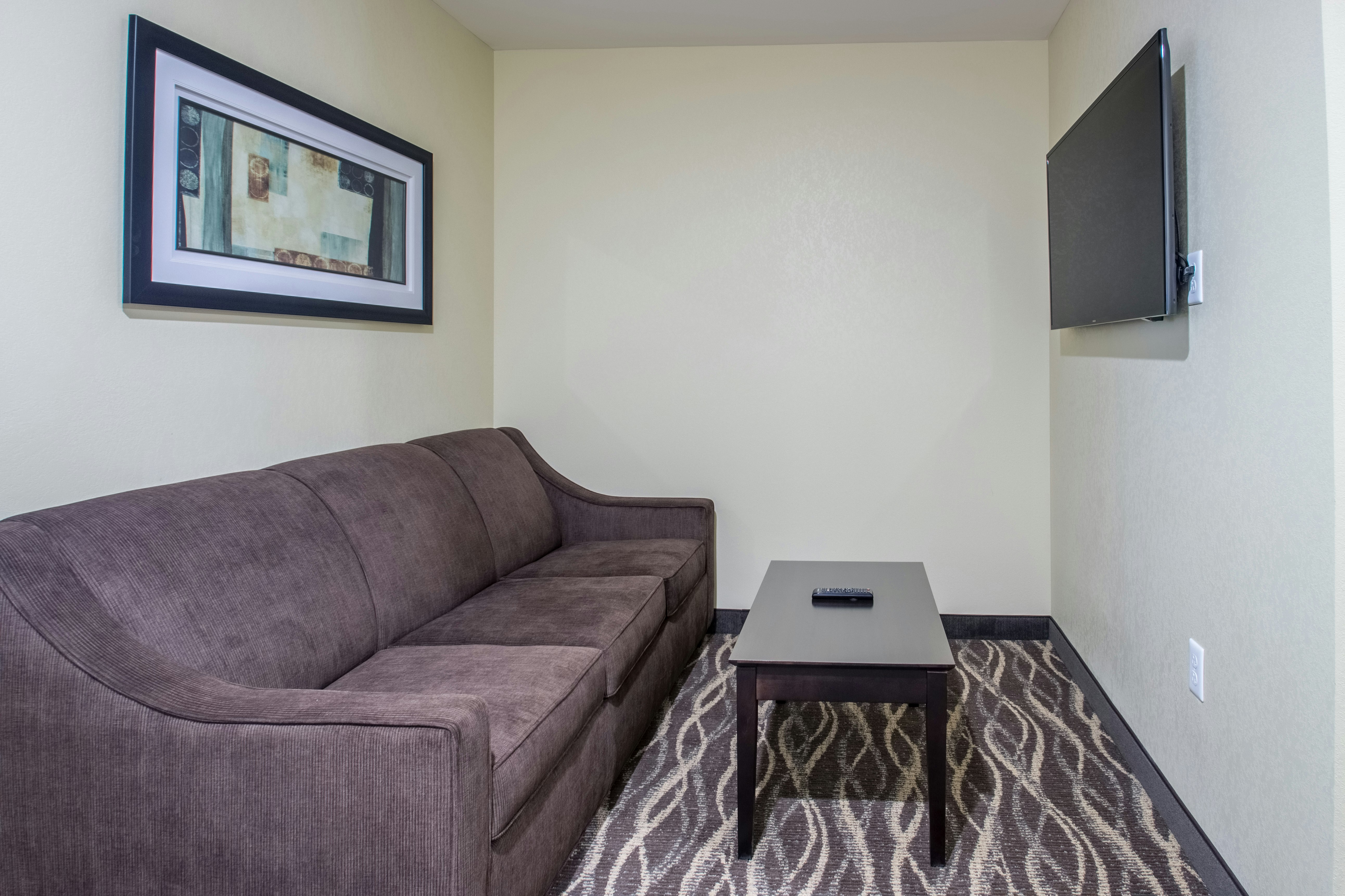 Cobblestone Inn & Suites - St. Mary S 30/57