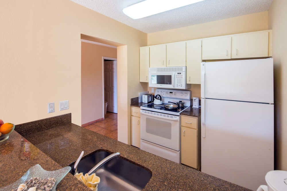 Island Seas Resort 60/60