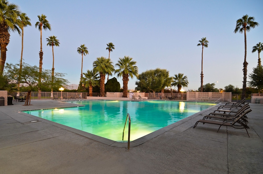 Best Western Date Tree Hotel 31/49