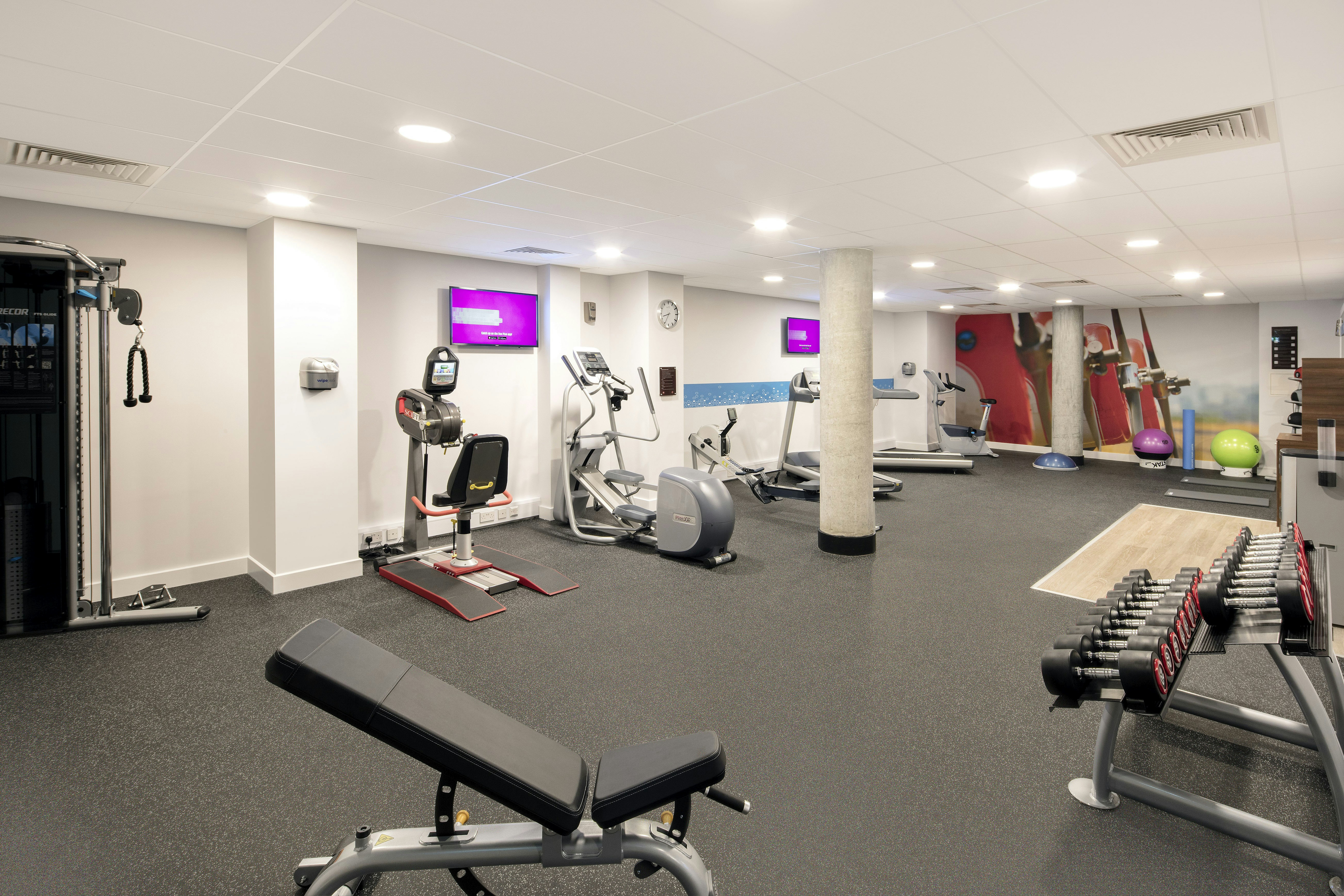 Hampton By Hilton London Stansted Airport 29/59