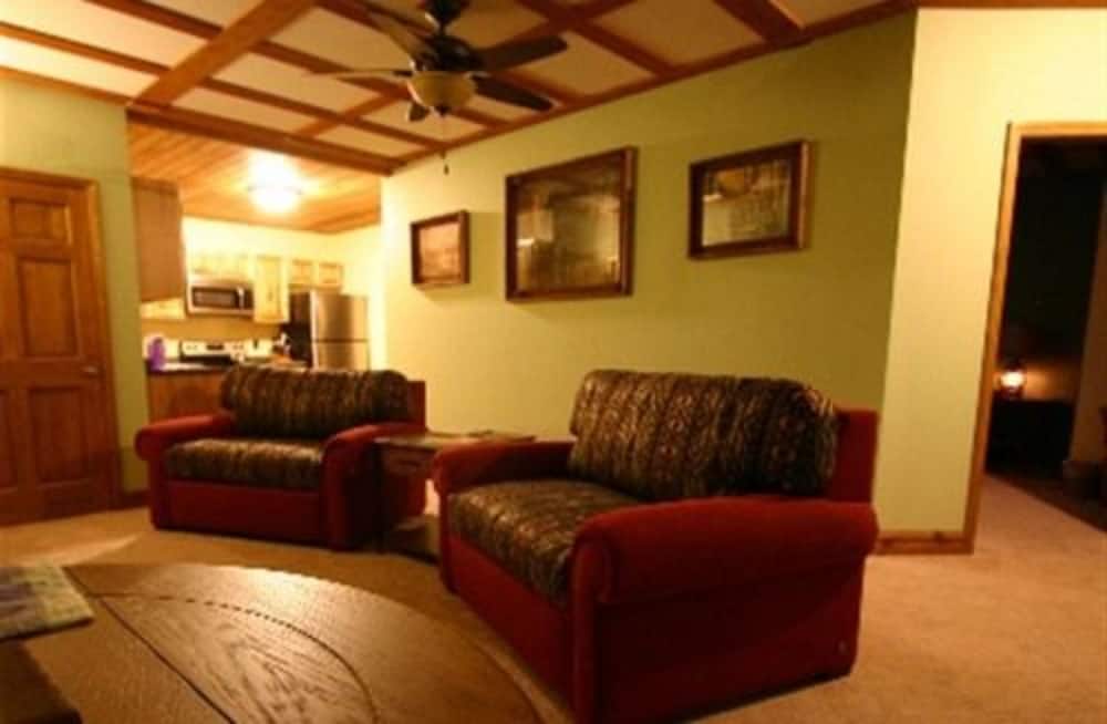 Wildberry Lodge Bed &amp; Breakfast 19/50