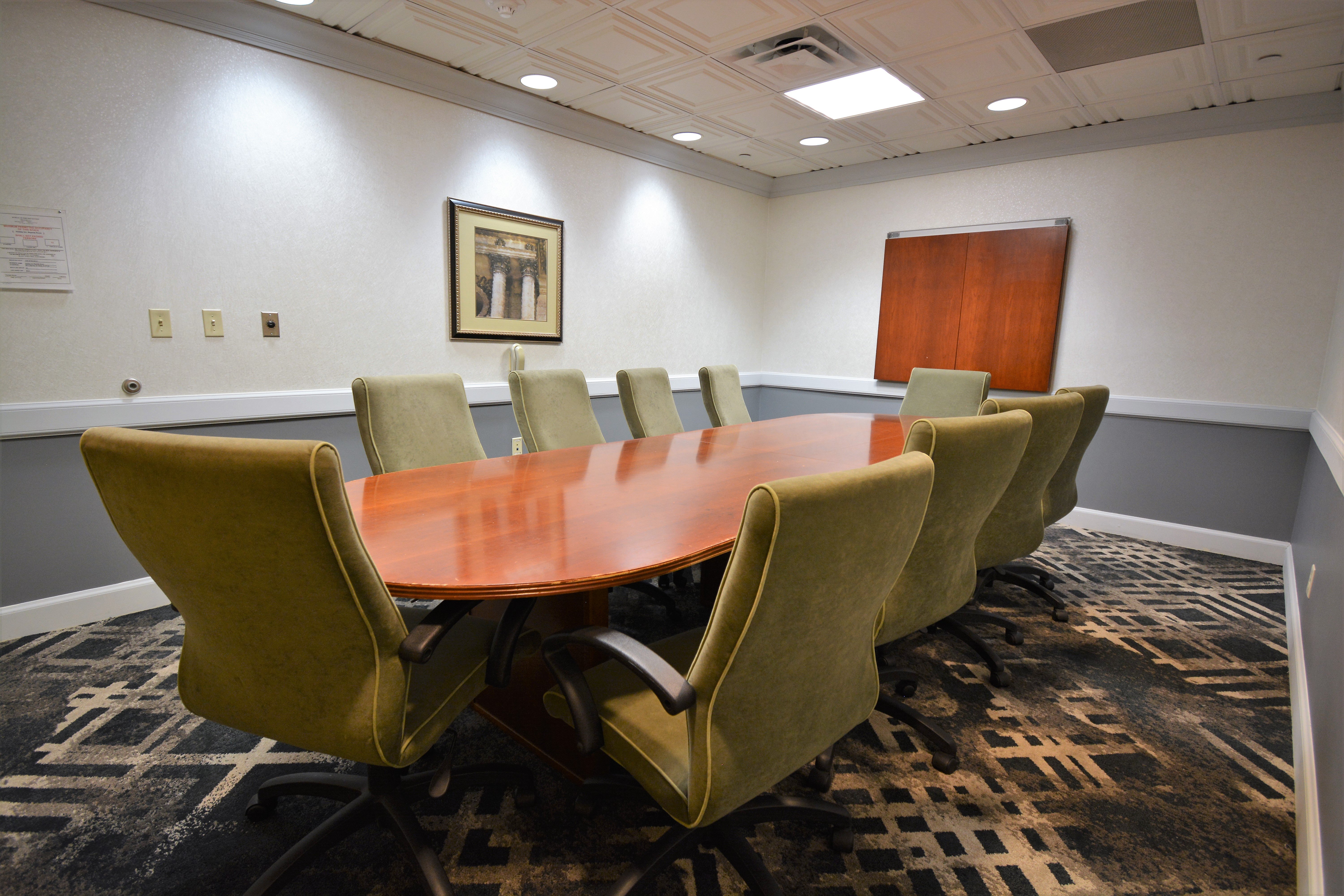 Holiday Inn Hazlet 56/69