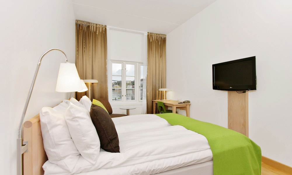 Thon Hotel Kristiansund 14/48