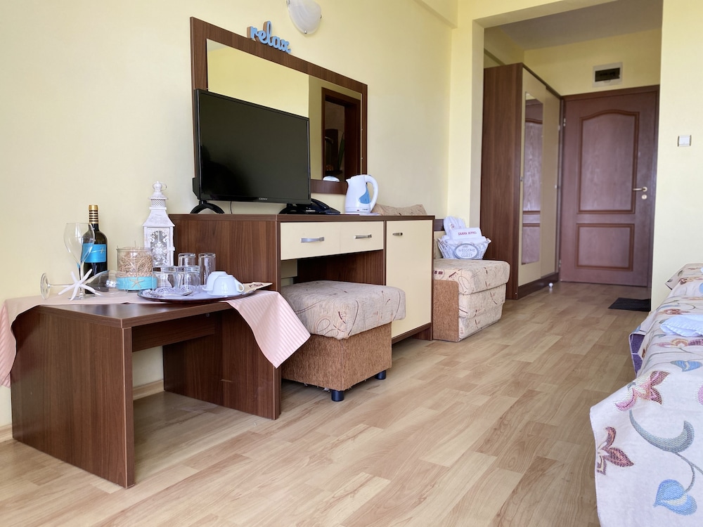 Hotel Zaara 6/32