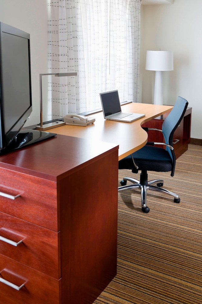Residence Inn Amarillo 18/24