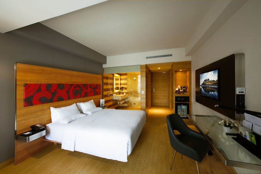 NOVOTEL PEKANBARU 16/67