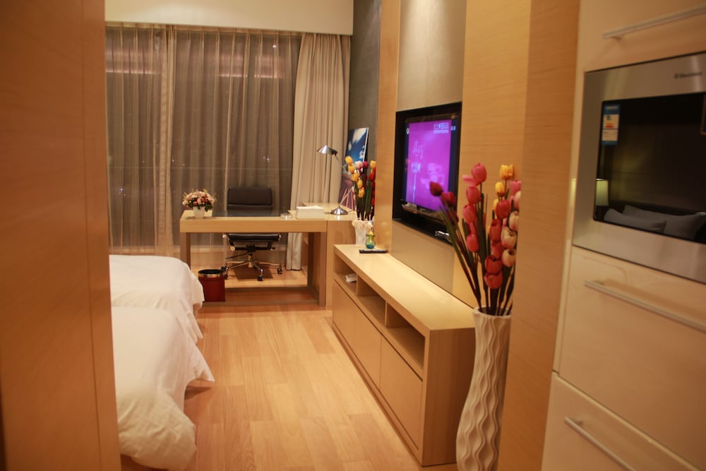 Xingyi International Hotel Poly Store 43/70