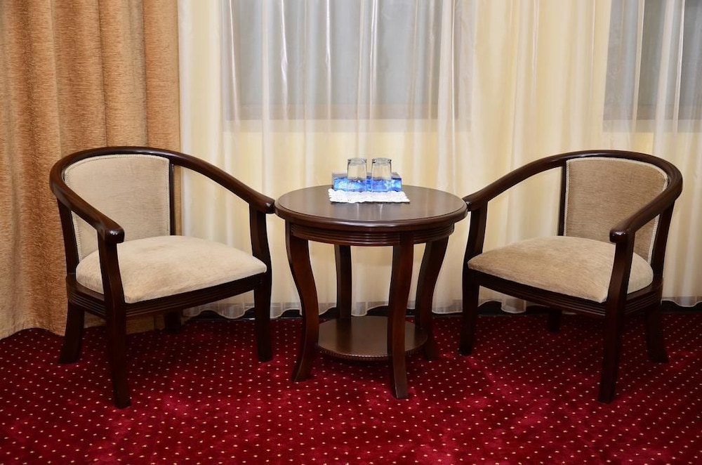 Hotel Diyora 34/37