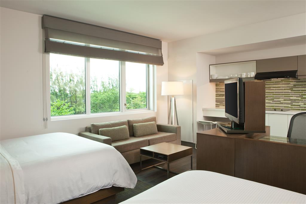 Room at Element Miami International Airport, MIAMI - FL