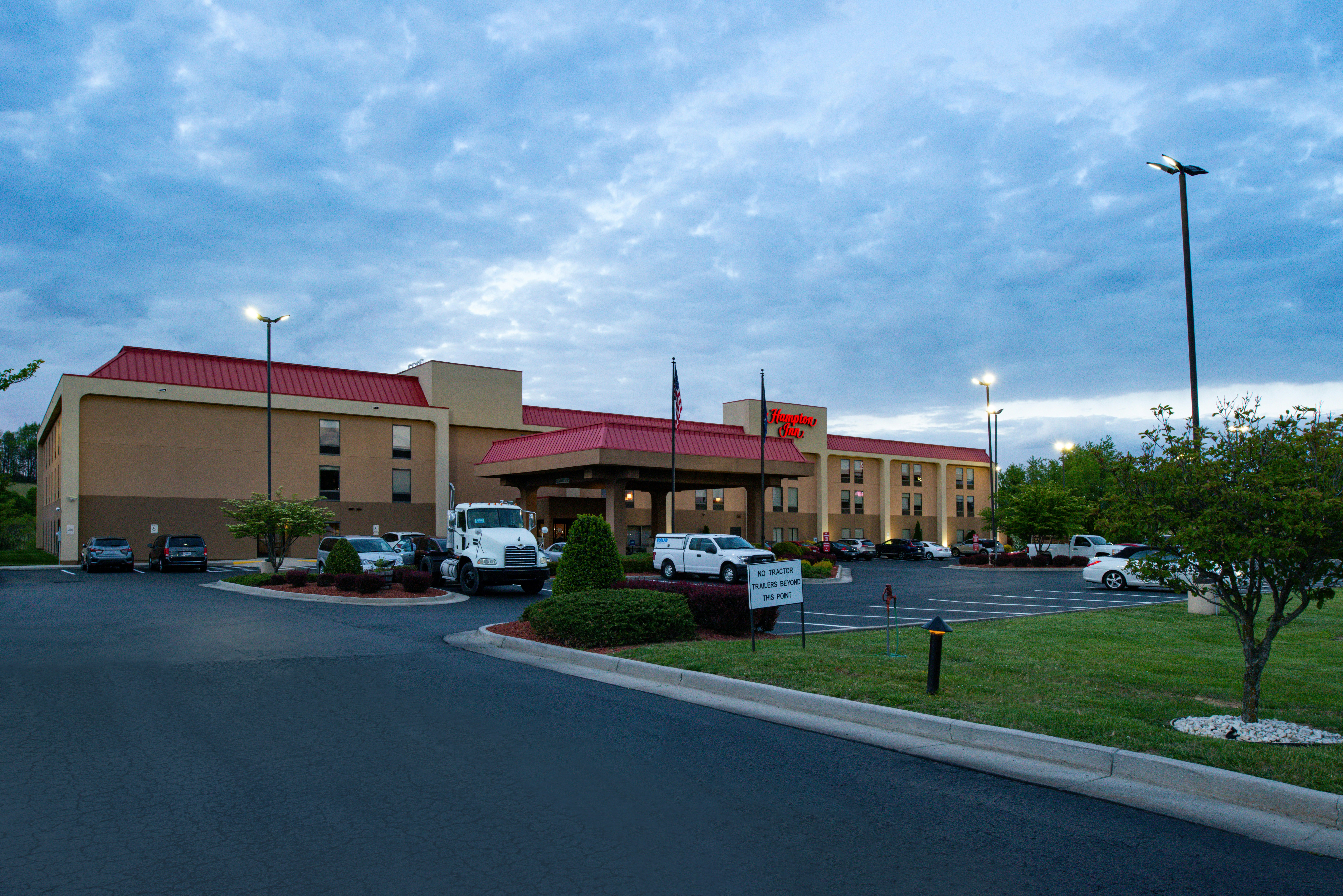 Hampton Inn Wytheville 2/53