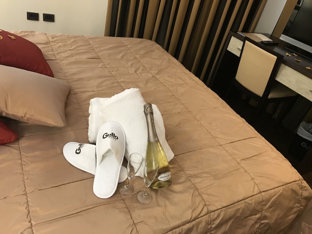 Hotel Gullo 36/62