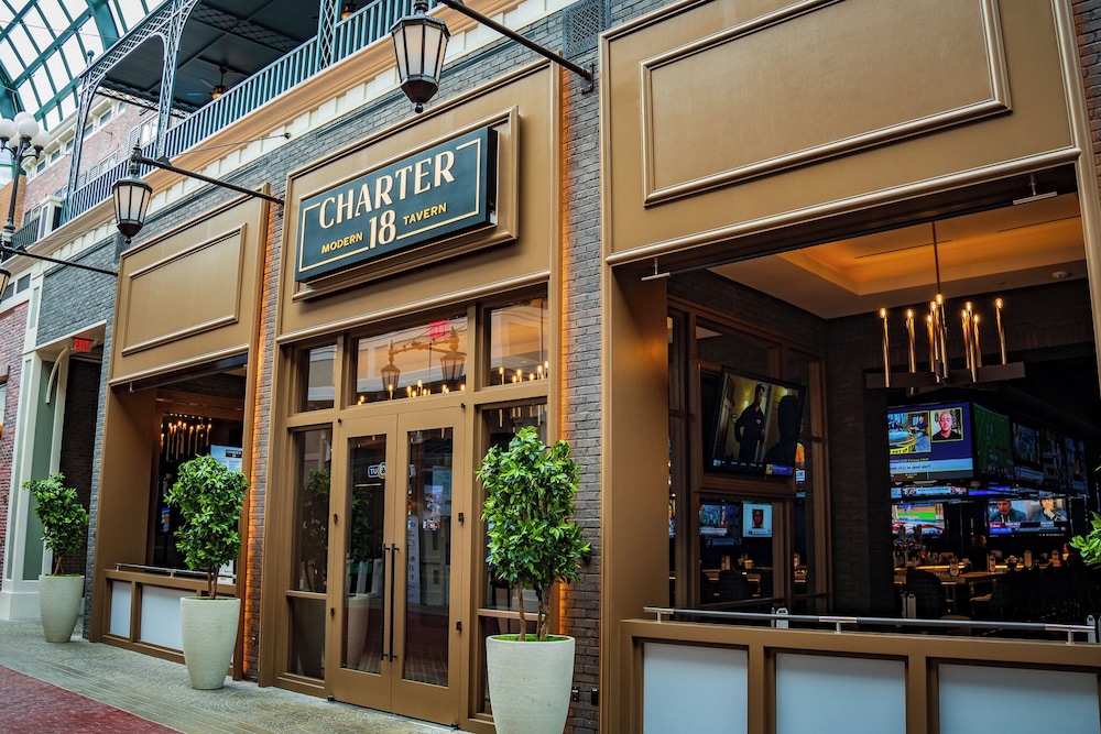 Ameristar Casino Resort Spa St. Charles 2/64